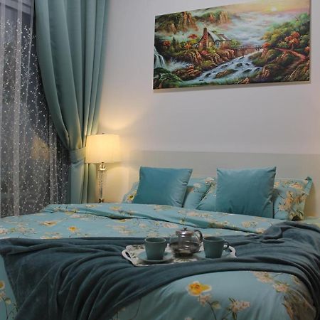 Newly Furnished One Bedroom Apartment Next To Metro & Beach In Marina Residence Dubai Eksteriør bilde
