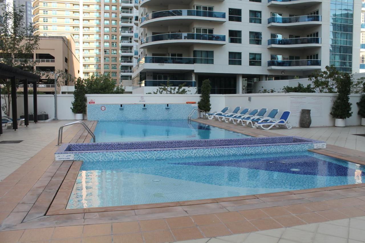 Newly Furnished One Bedroom Apartment Next To Metro & Beach In Marina Residence Dubai Eksteriør bilde