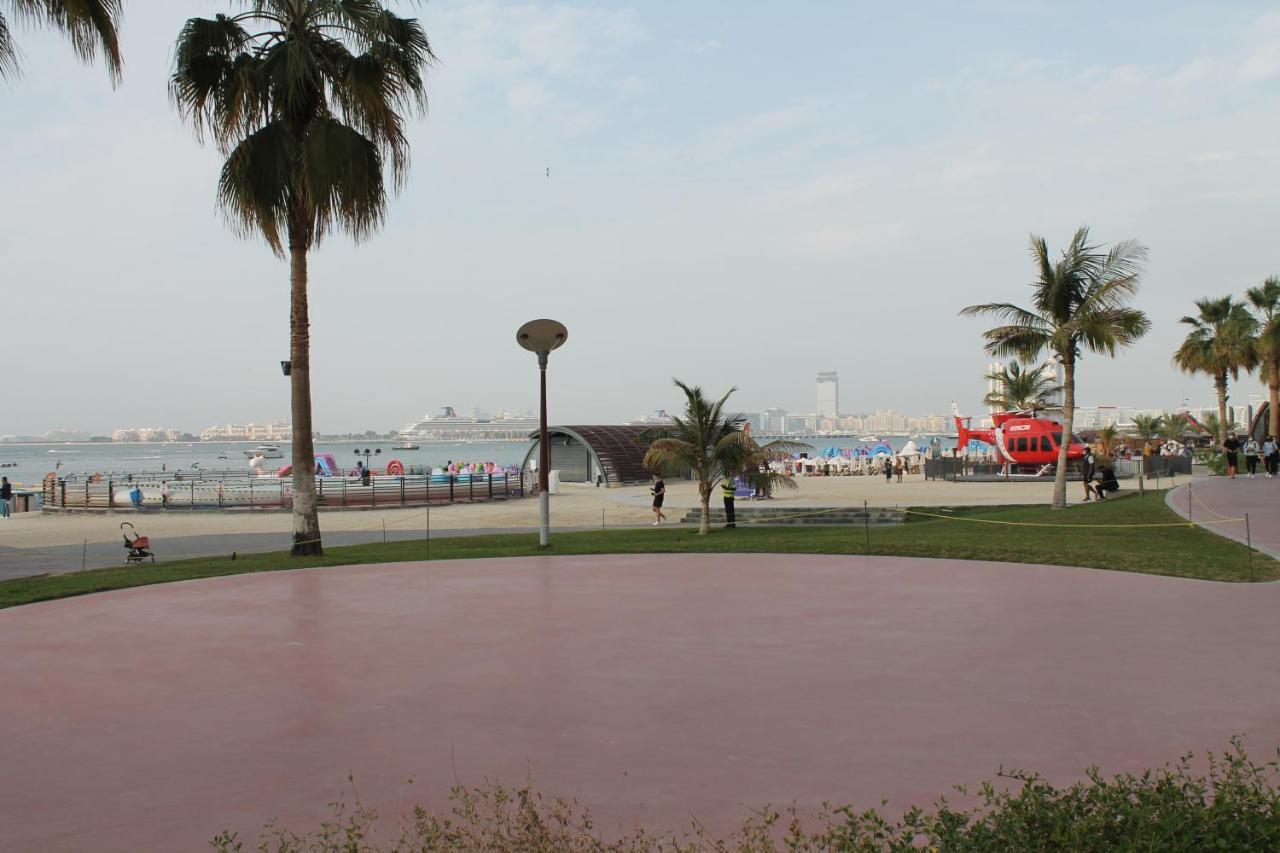 Newly Furnished One Bedroom Apartment Next To Metro & Beach In Marina Residence Dubai Eksteriør bilde