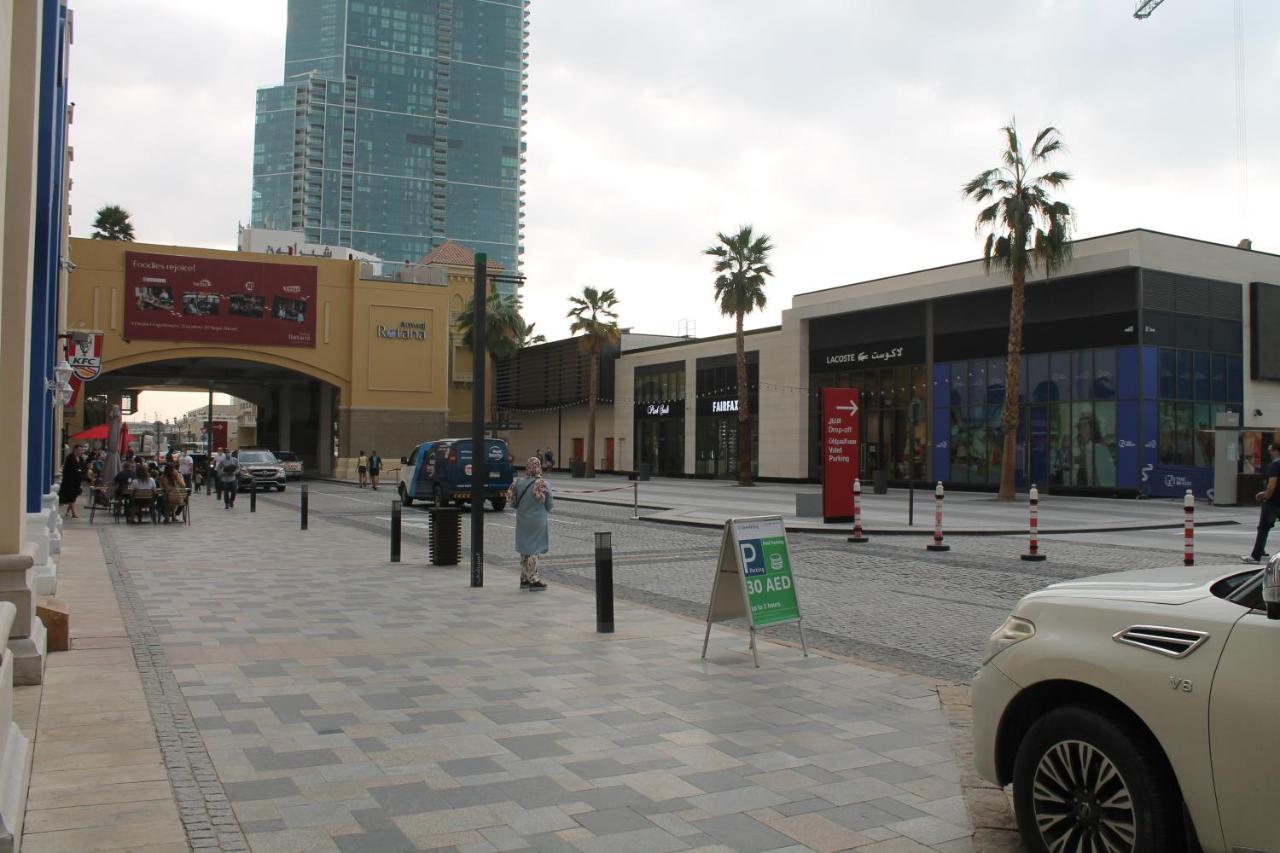 Newly Furnished One Bedroom Apartment Next To Metro & Beach In Marina Residence Dubai Eksteriør bilde